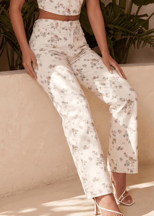 Forever Flirty Floral Denim Jeans - White - Dressmezee