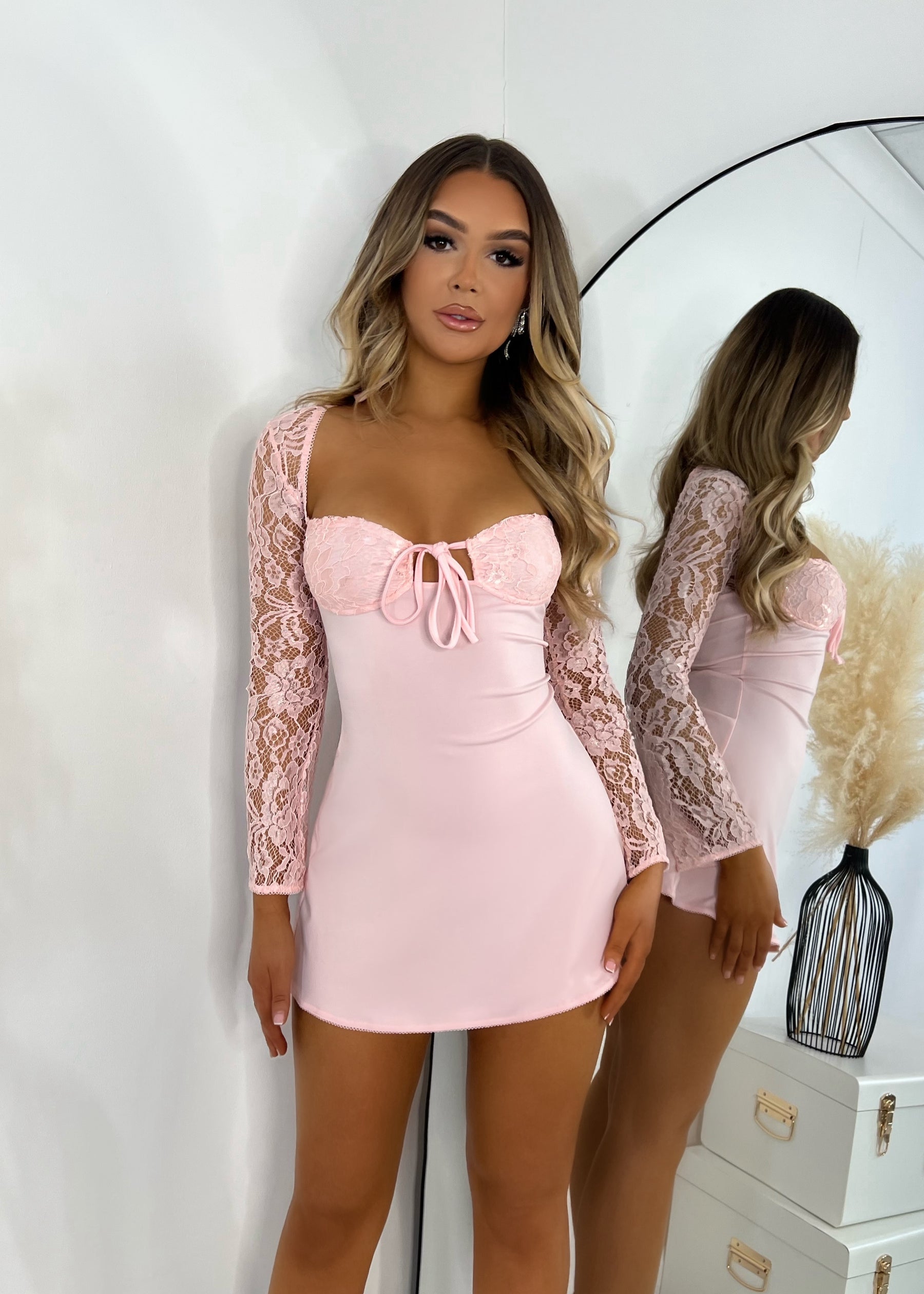 Chain of Hearts Lace Long Sleeve Mini Dress Light Pink – Dressmezee