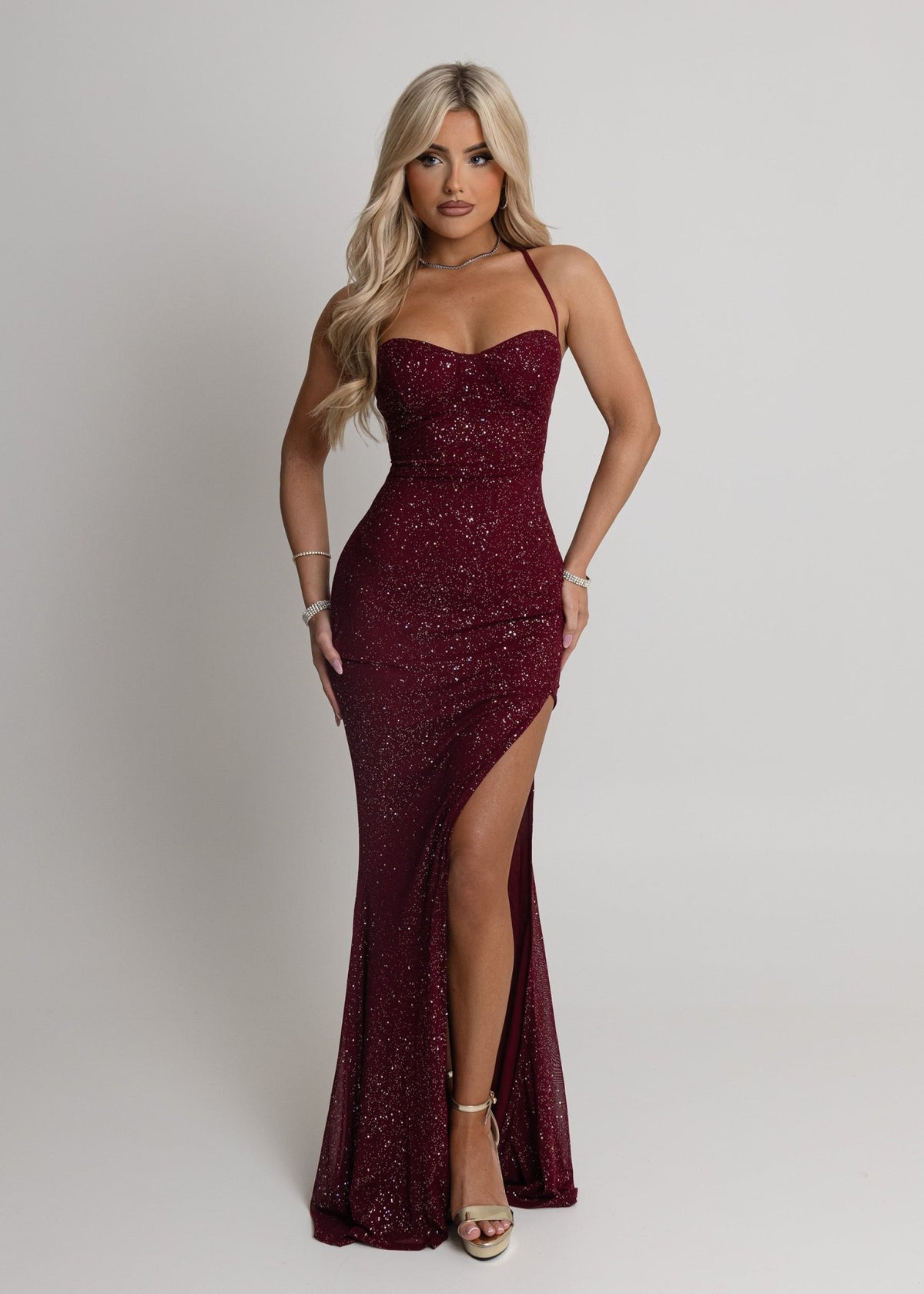 In The Spotlight Maxi Dress - Elegant Burgundy | DressMeZee  Dressmezee